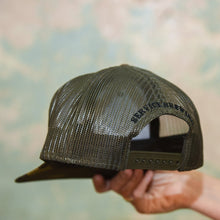 Load image into Gallery viewer, Flatbill Camo Trucker Hat
